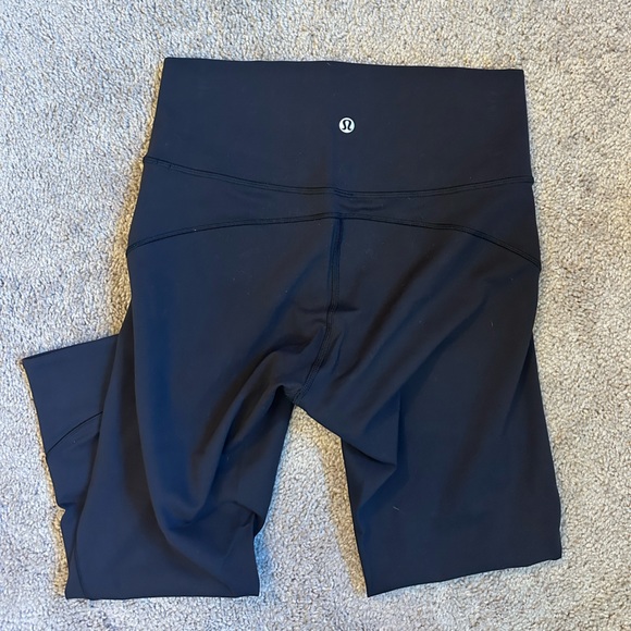 19” Lululemon leggings - Picture 4 of 6